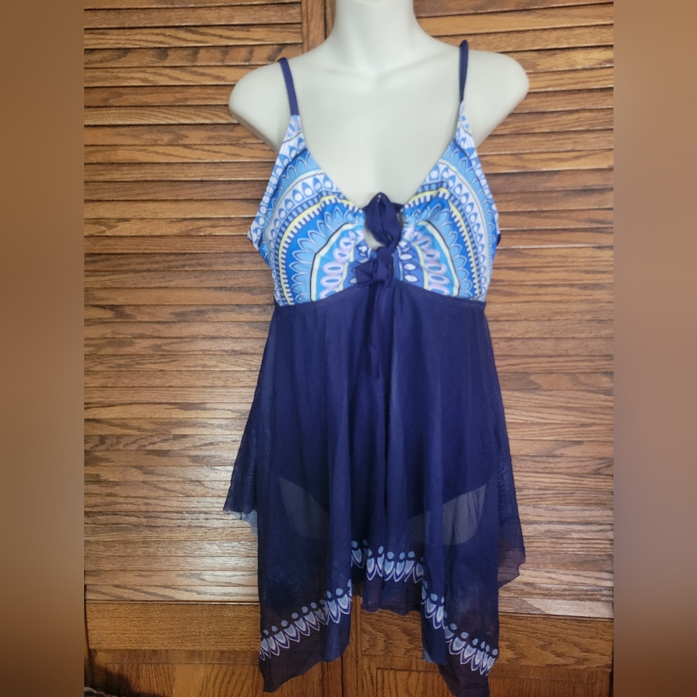 Amazon NWOT Ladies Swim Dress Swimsuit Size 2XL